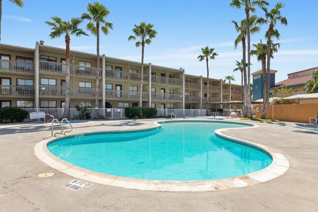 2 Bed 2 Bath Condo By Beach With Resort Pool South Padre Island Ngoại thất bức ảnh